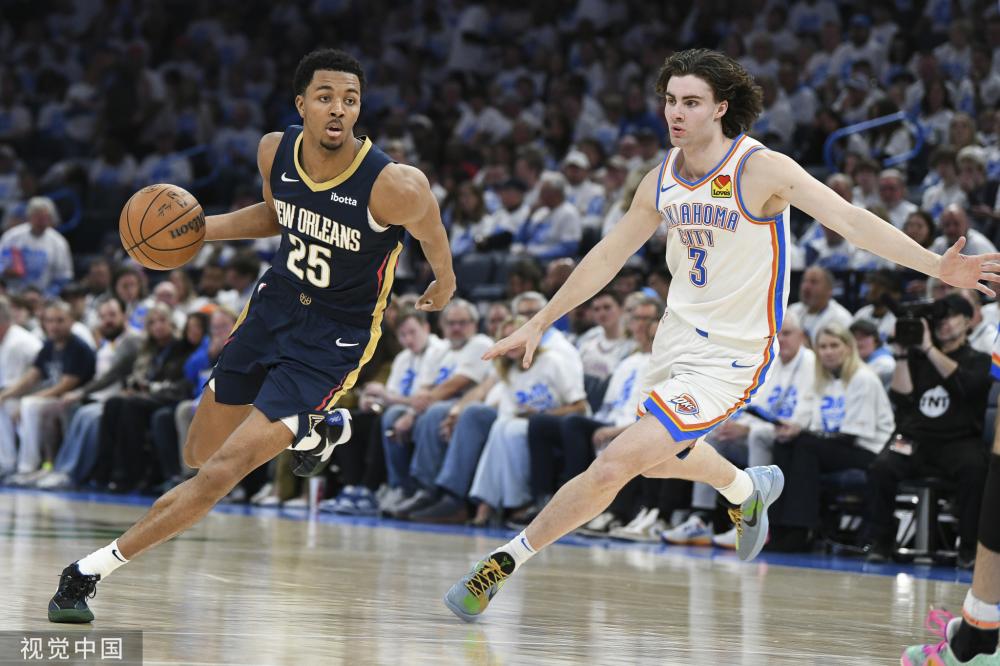 闪亮新星的 闪亮新星的