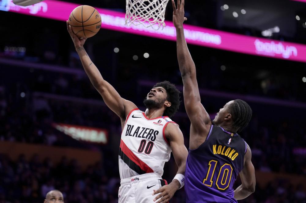 前锋王某接 前锋王某接